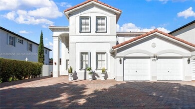 Building Photo - 17994 NW 87th Pl