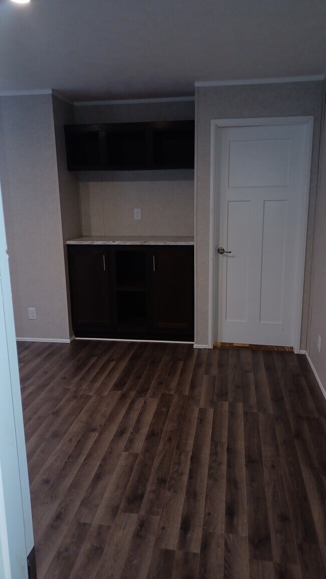 Foto del edificio - 3 bed 2 bath Mobile Home