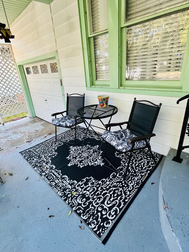 Foto del edificio - 4623 Avenue N 1/2 Rear