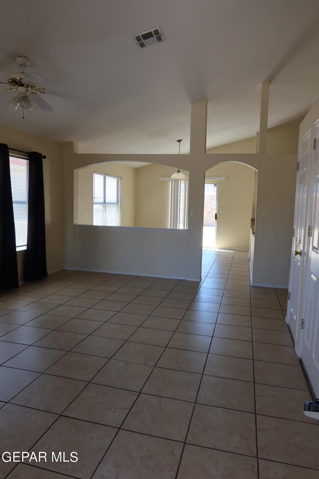 Foto del edificio - 11884 Belfry Park Dr