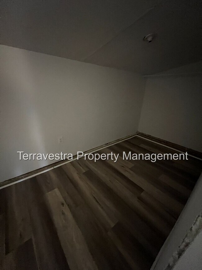 Foto del edificio - 110 Woodbury-Turnersville Road