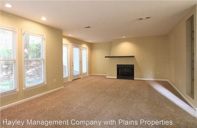 Building Photo - 3 br, 2 bath House - 314 Hickorywoods Dr