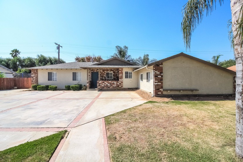 Primary Photo - 6754 Karen Ln