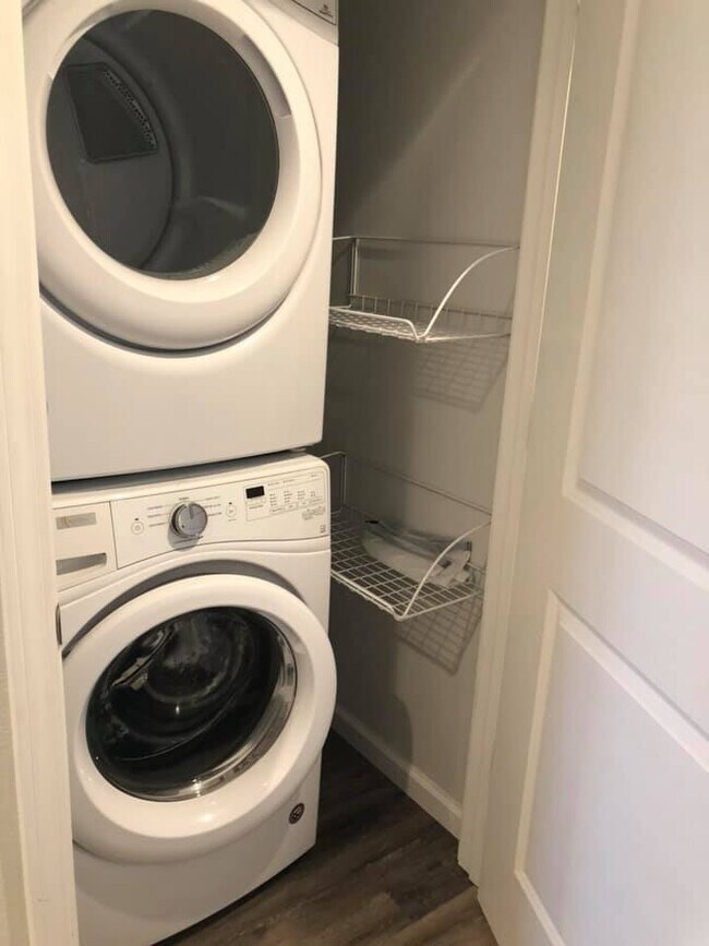 In Unit Laundry - 13533 Aurora Dr