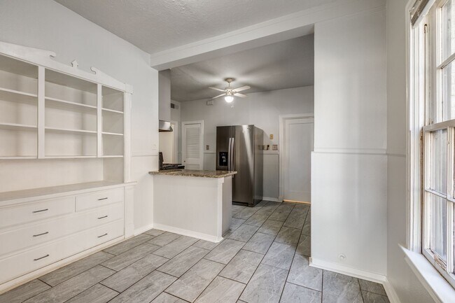 Foto del edificio - 4315 Gilbert Ave