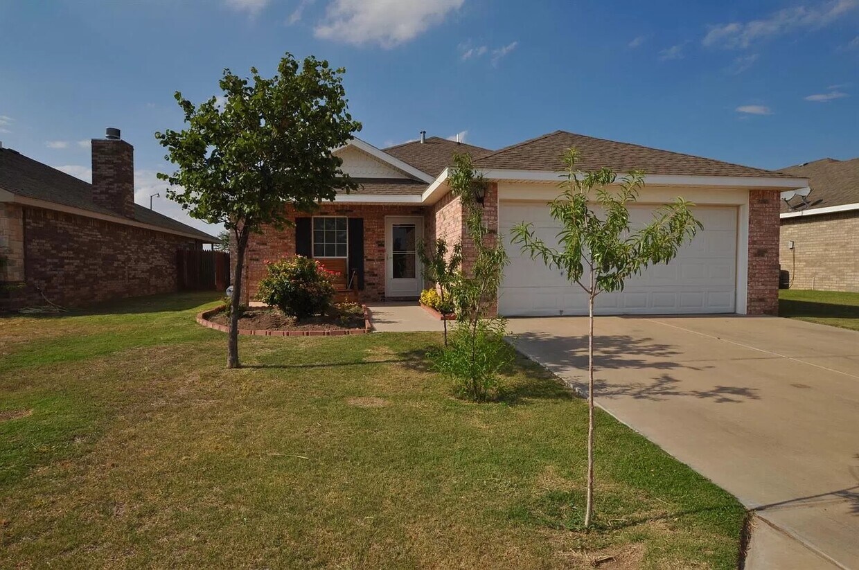 Foto principal - 6624 36th St