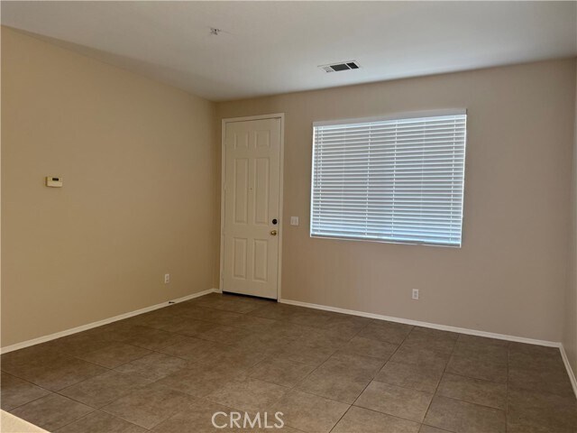 Building Photo - 5756 Bay Hill Ln