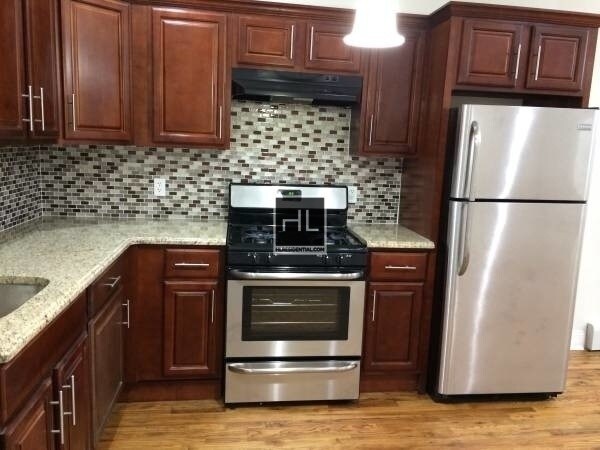 Foto principal - 87 Arlington Ave