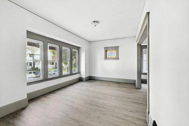 Building Photo - 3279 N 28th St