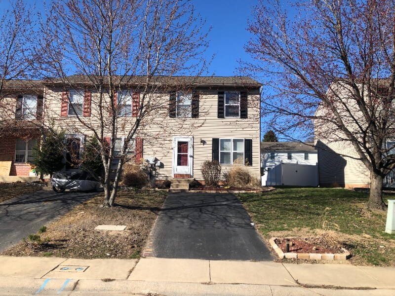37 Tiffany Ln, Lebanon, PA 17046 Townhome Rentals in Lebanon PA
