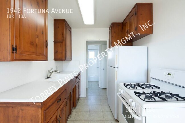 Building Photo - *MOVE-IN SPECIAL* Bright 1 Bedroom Apt. in...
