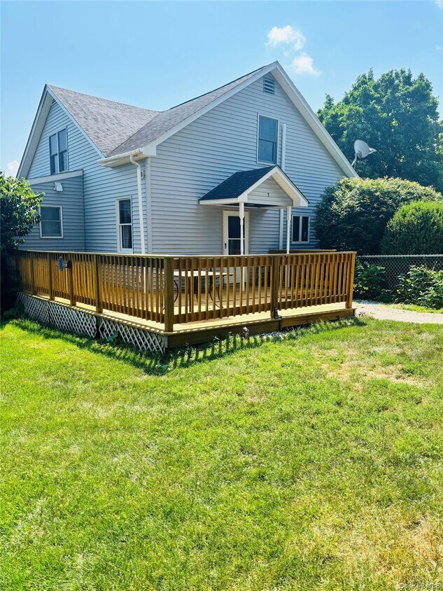 Primary Photo - 7 Conte Terrace