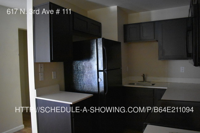 Building Photo - 617 N 3rd Ave