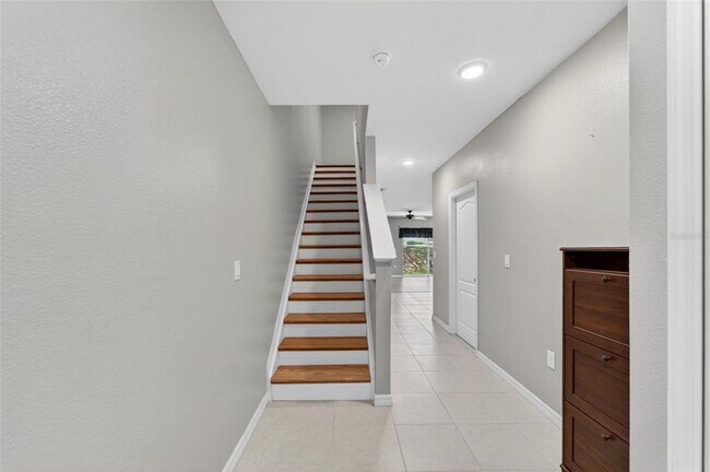 Foto del edificio - 3842 Hampstead Ln