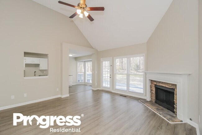 Building Photo - 117 Camden Trail