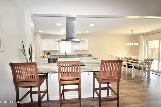 Building Photo - 312 S Brandon Way