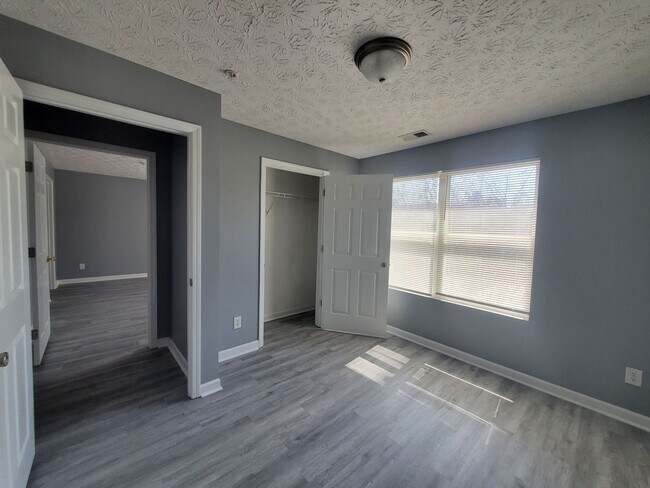 Foto del edificio - 17301 Waldrop Cove