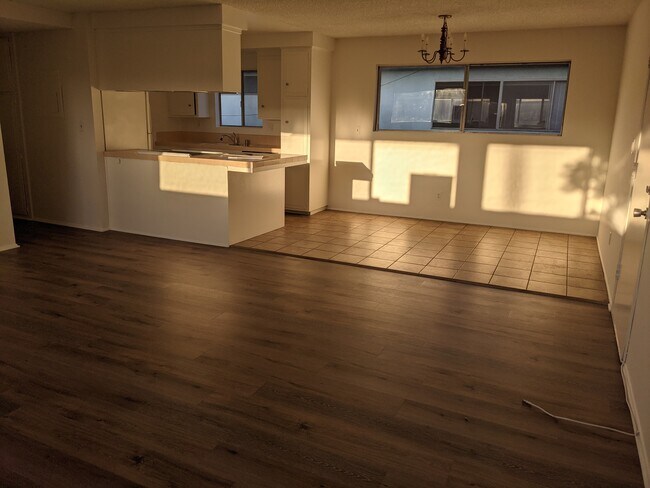 dining area & kitchen - 1301 Beryl St