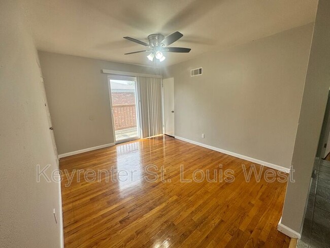 Building Photo - 440 Eichelberger St