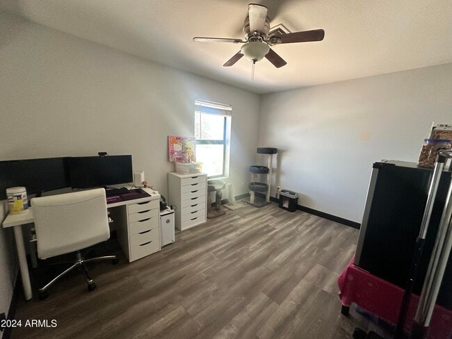 Building Photo - 2616 E Encanto St