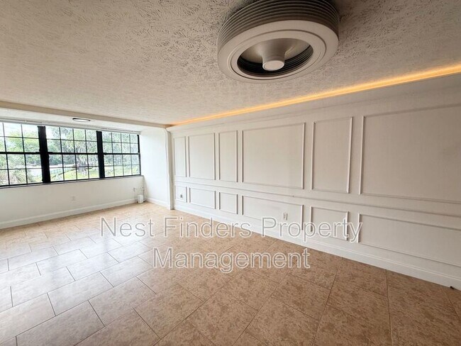 Foto del edificio - 4975 San Jose Blvd