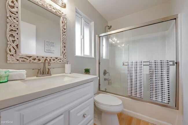 Building Photo - 1 br, 1 bath Condo - 480 E Okeefe St Apt 309