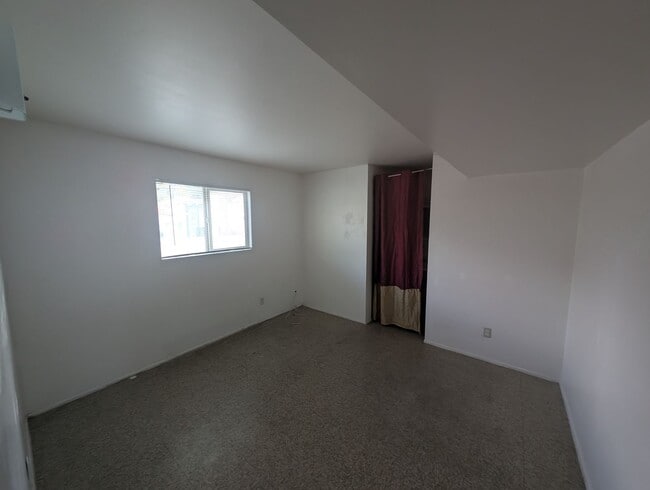 Building Photo - 1321 N 1st Ave