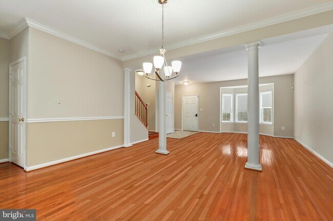 Foto del edificio - 803 Twin Brook Ln