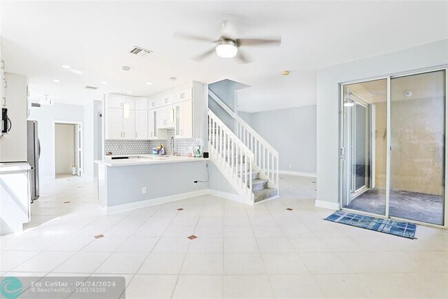 Building Photo - 2788 SW 177th Ave