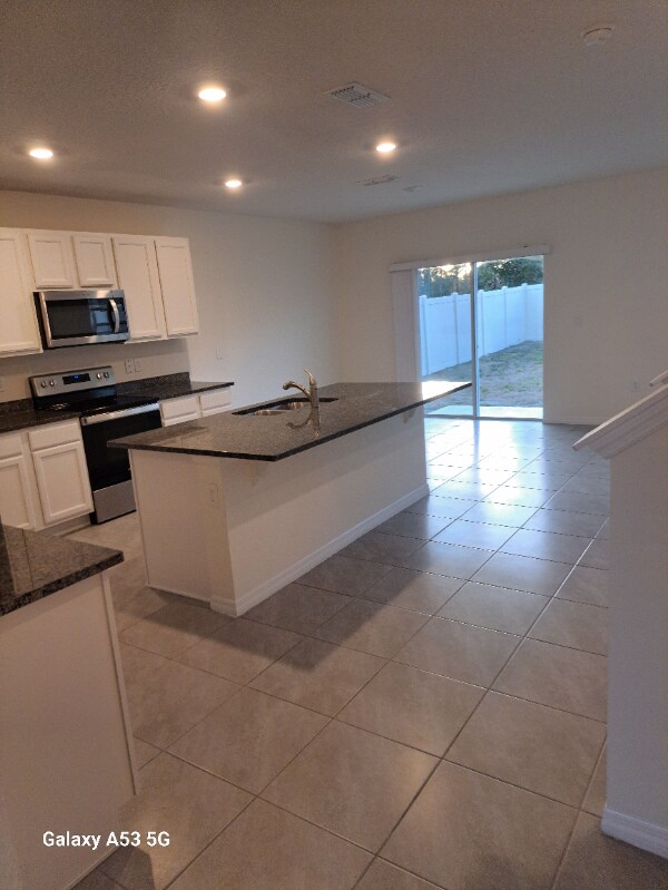 Building Photo - 5331 Timberland Ave