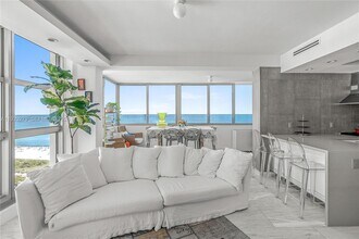 Building Photo - 5055 Collins Ave