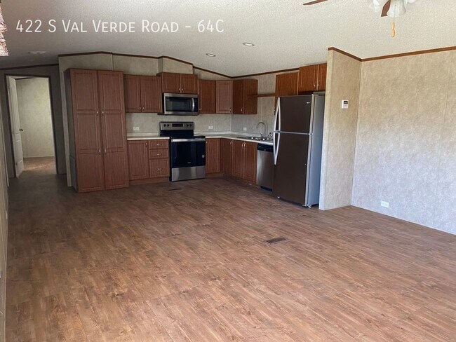 Building Photo - Brand new homes, lease to own all credit t...
