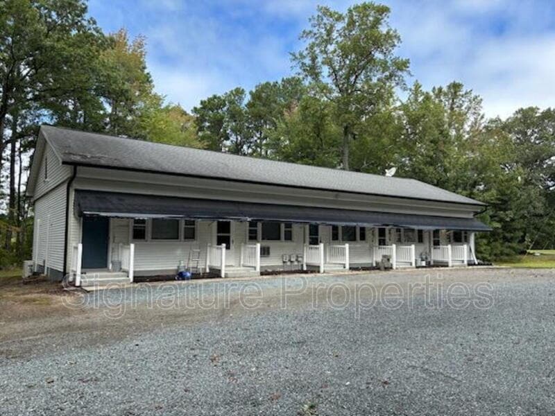 Foto principal - 773 Long Point Rd