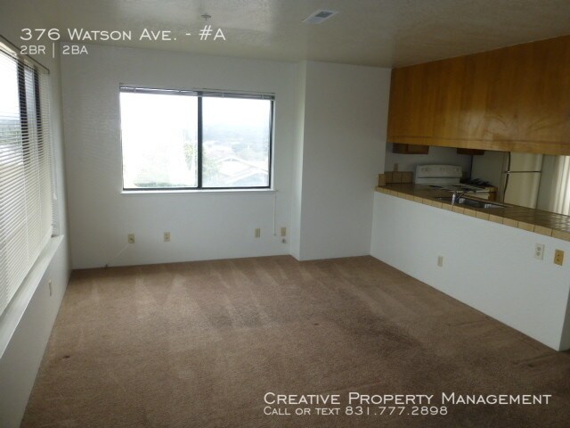 Building Photo - 376 Watson St