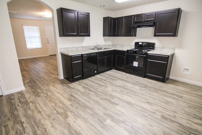 Building Photo - 13215 Italian Cypress Trail