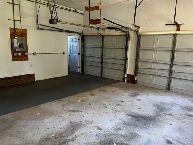 Building Photo - 312 Mooring Ln