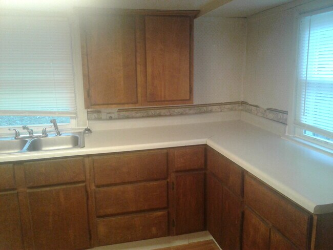 Foto del edificio - 2115 N Grace Ave