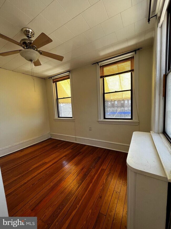 921 Christian St, Philadelphia, PA 19147 Townhome Rentals in