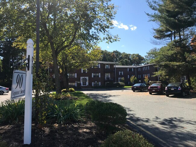 Foto del edificio - 90 Neponset St