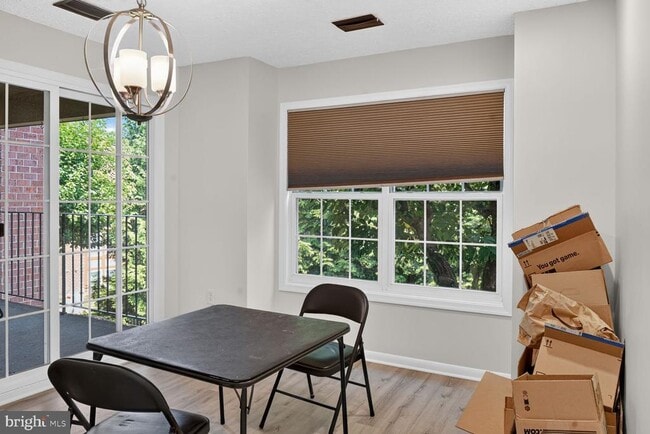 Building Photo - 6929 Clearwind Ct