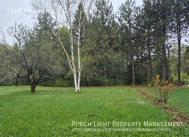 Building Photo - Mid-Term 1 month to 7 month term available