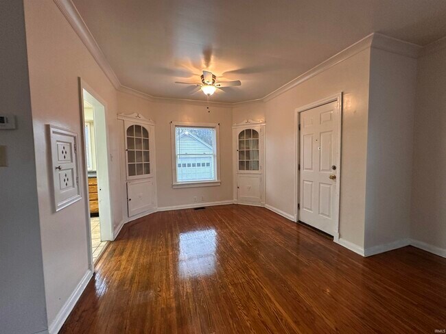 Foto del edificio - 909 Lincoln Ave