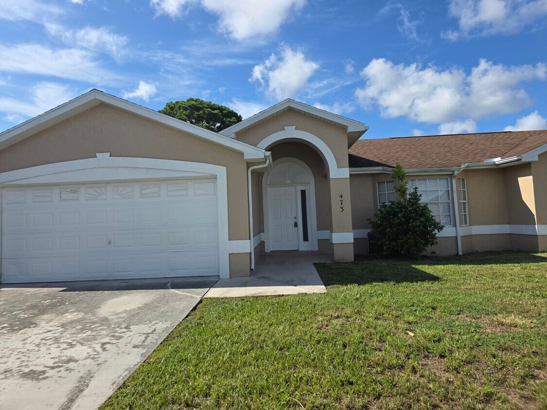 Foto principal - 473 SW Eyerly Ave