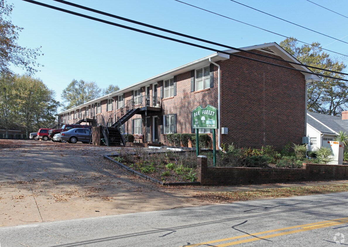 Primary Photo - 469 S Hill St