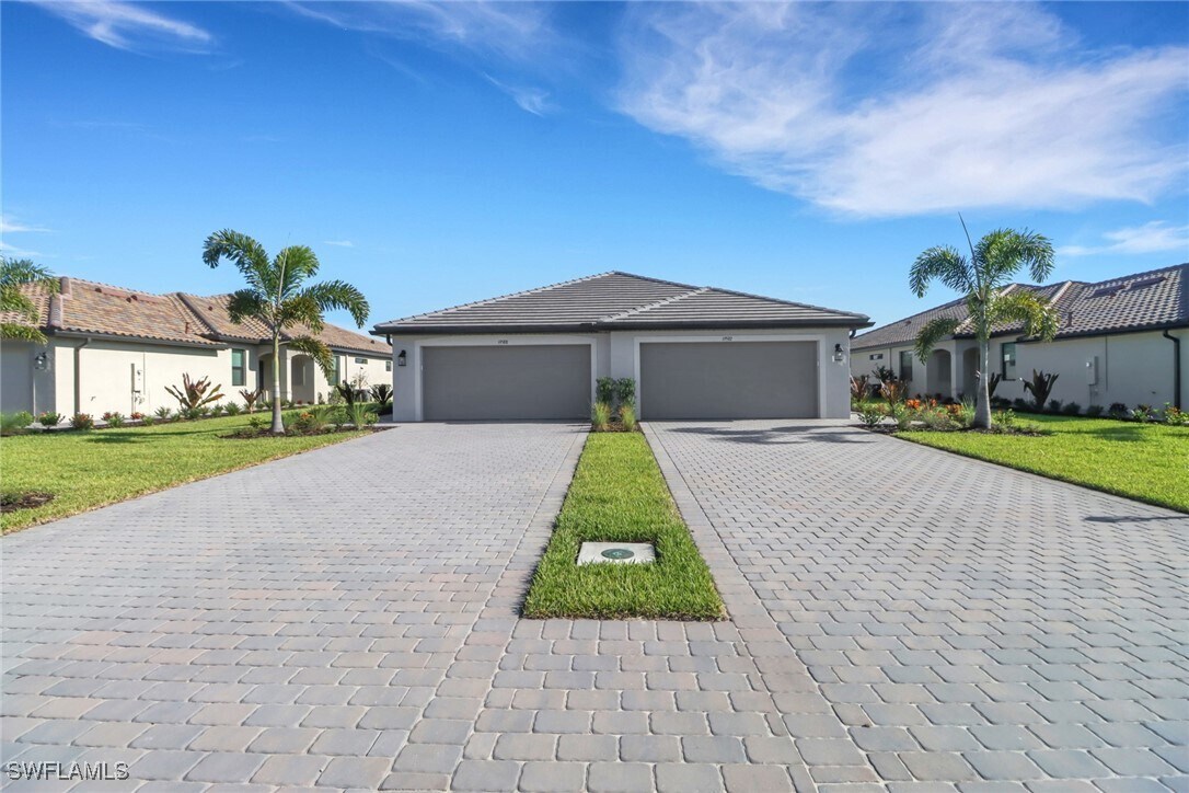 Foto principal - 19588 Hinkley Dr