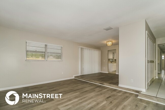 Foto del edificio - 639 Wheeling Ave