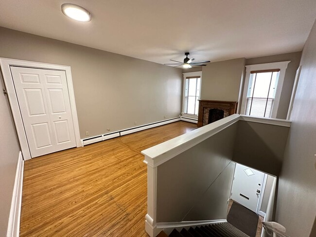 Building Photo - 839 Neil Ave