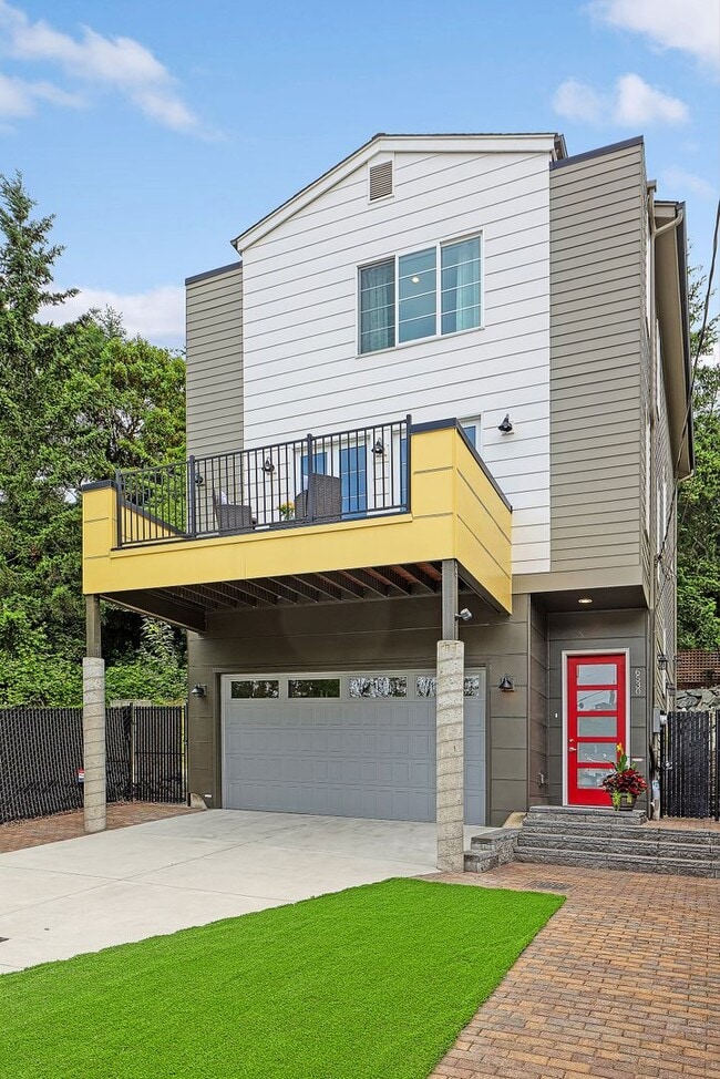 Photo - 6530 Delridge Wy SW Apartment