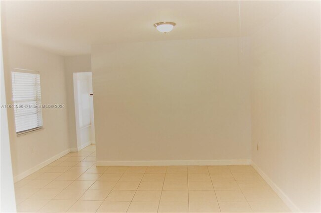 Building Photo - 2481 SW 11th St