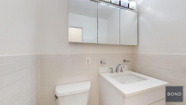 Foto del edificio - 157e E 57th St